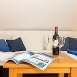 Apartment Appartementhaus Sonnenburg 17 Ostseebad Kühlungsborn