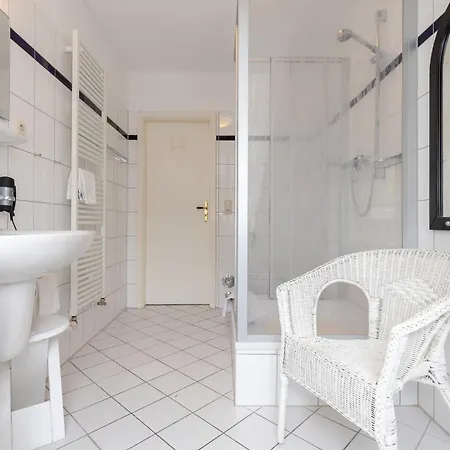 Appartementhaus Sonnenburg 17 Ostseebad Kühlungsborn